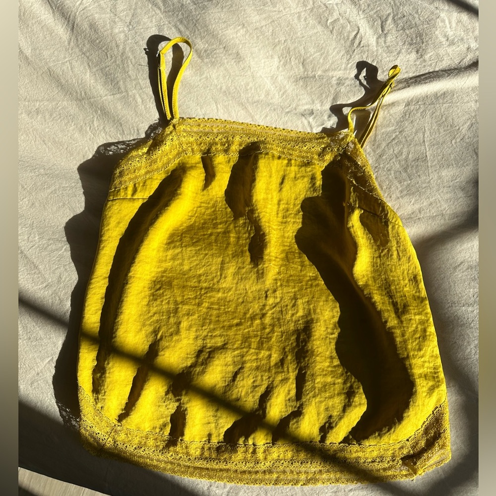 Abercrombie and Fitch Top